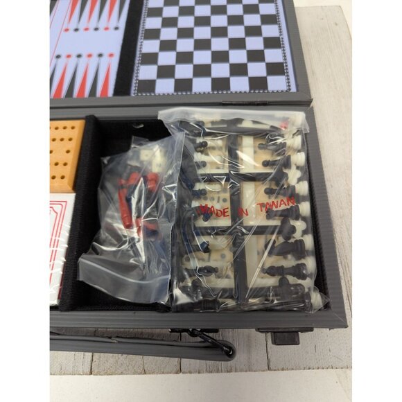 Magnetic Travel 6 Game Set in Travel Attache Case Complete Tiawan - Picture 7 of 8